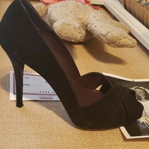 Stuart Weitzman Size 7.5 Black Suede Heels